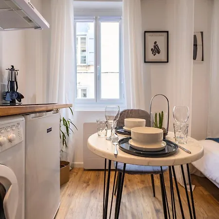 Apartment L'indigo - Apaisant Et Lumineux, Hyper Centre