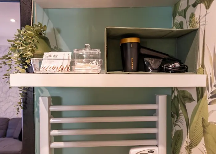 L'indigo - Apaisant Et Lumineux, Hyper Centre Кастр